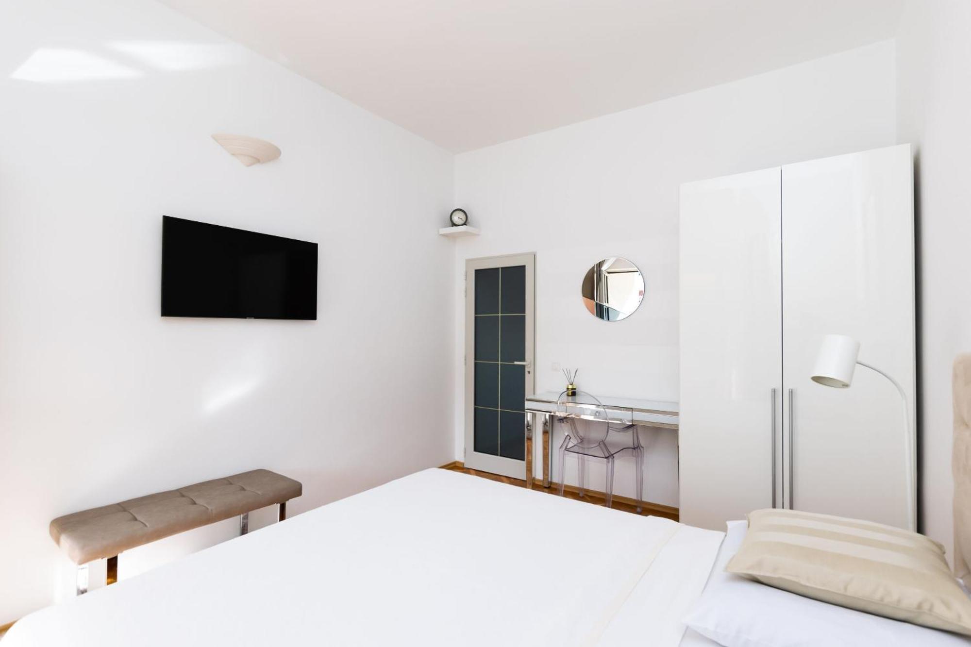 Apartments Sinisa Malinska Luaran gambar