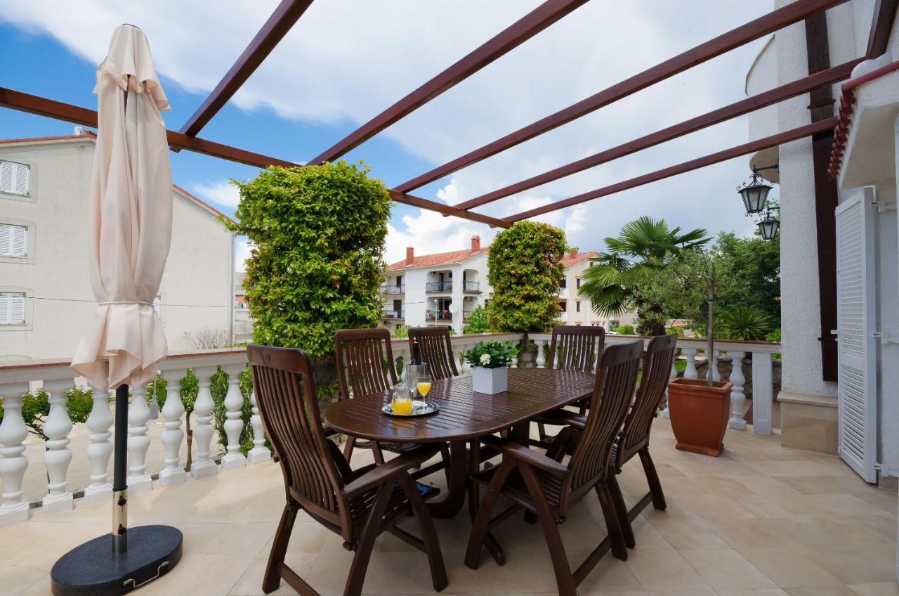 Apartments Sinisa Malinska Luaran gambar