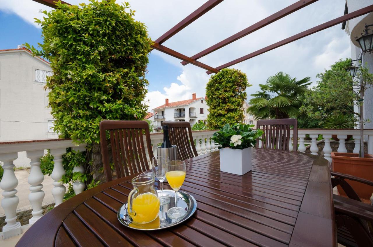 Apartments Sinisa Malinska Luaran gambar